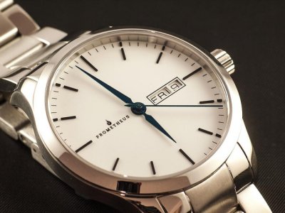 Prometheus Signatura Day_Date Black & White2.jpg