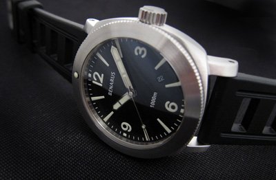 BenarusMoray 4 _ numbers _ Minimal Bezel.jpg