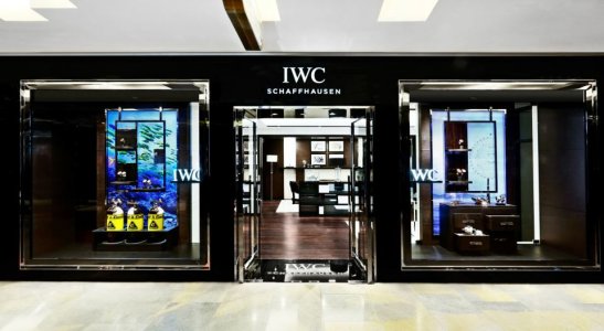 Schaffhausen - the Mall at Pacific Place, Hong Kong 3.jpg