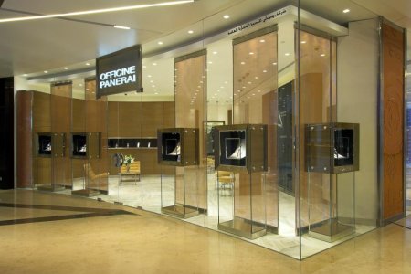 Panerai - Kuwait City - Al Hamra Mall.jpg