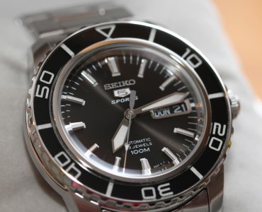167476d1287681762-seiko-snzh55k1-vintage-diver-hc_641.jpg