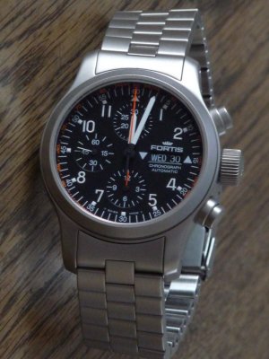 Fortis 635.22.11M.jpg