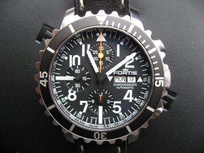 Fortis B-42 Marinemaster Chrono 021.JPG
