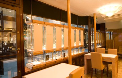 OMEGA VINTAGE WATCHES BOUTIQUE 3.jpeg