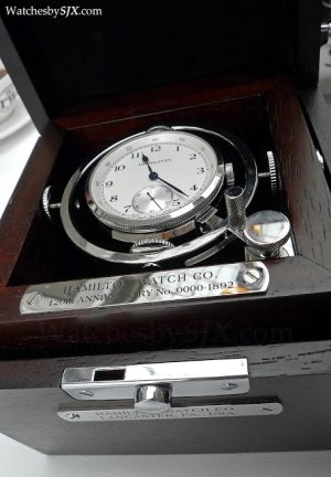 Hamilton Khaki Navy Pioneer limited edition (5).jpg