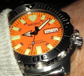 634544d1330033157-your-top-5-divers-under-$300-monsterwrist3.jpg