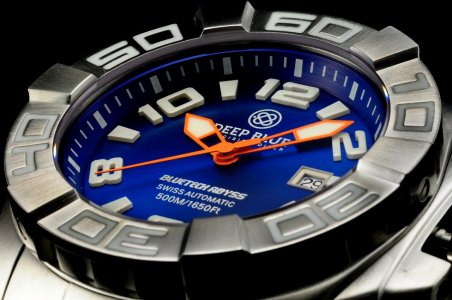 DEEP BLUE BlueTech ABYSS 500 02.JPG DEEP BLUE BlueTech ABYSS 500 02.JPG