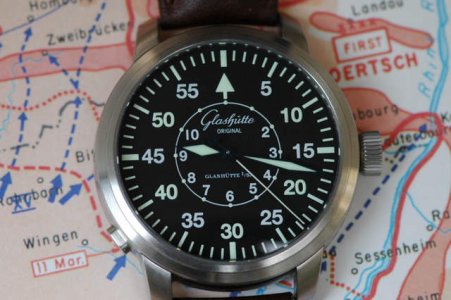 Glashutte Senator Navigator2.jpg