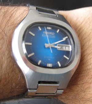 Seiko 5actus hand.jpg