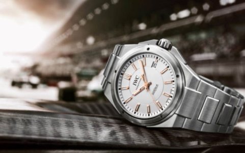 IWC-Ingenieur-IW323904-40mm-white-gold-01.jpg
