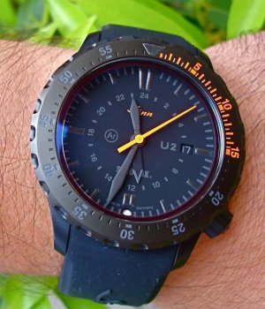 11 sinn_u2_solebox_adman7_1.jpg