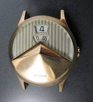 benrus-dial-o-rama-jump-hour-watch-8-01.jpg