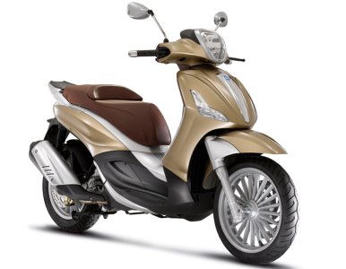 02+Piaggio+Beverly+300+ie.jpg