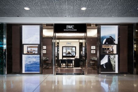 IWC Schaffhausen 1.jpg