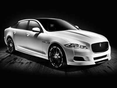 2010 Jaguar XJ75 Platinum Concept 1.jpg