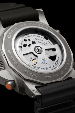 Panerai-PAM-526-Regatta-Flyback-Caseback-620x930.jpg