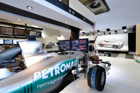 IWC booth at SIHH 2013 - 2.jpg