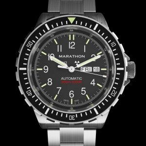 MARATHON Bilingual DIVER 01.jpg