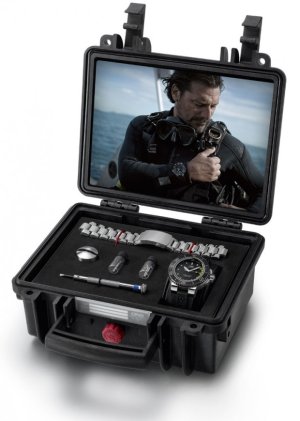 Oris Aquis Dept Gauge Diving Watch .jpg