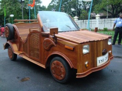 wooden_car_made_on_maruti_800_k4x5x.jpg