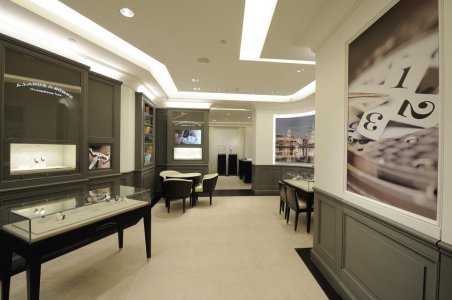 A-Lange-&-Sohne-Boutique-Singapore-Ion-Orchard-1.jpg