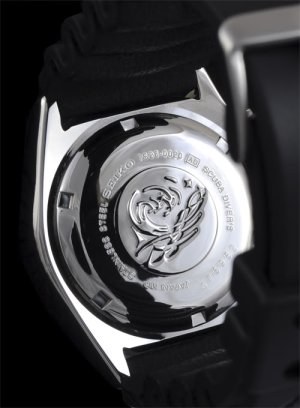 13-12-2010-seiko-rubberdiver-caseback-k-1.jpg