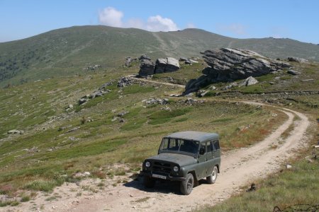 Tik ispod Kajmakcalana (UAZ ce se dopasti Simi)