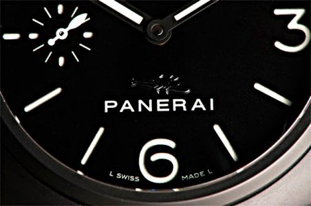 pam292-ceramic-panerai-radiomir-black-seal-2.jpg