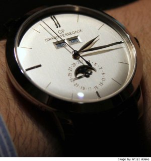 girard-perregaux-1966-full-calendar-palladium-1.jpg