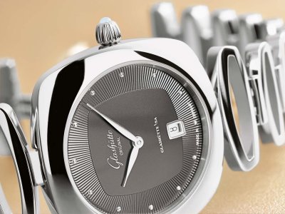 121218_GAENS_RENE_GO_PAVONINIA10353_pressefoto.jpg 121218_GAENS_RENE_GO_PAVONINIA10353_pressefoto.jpg