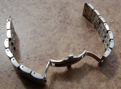 Solid links bracelet.JPG