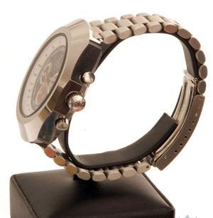 2 Omega.jpg 2 Omega.jpg