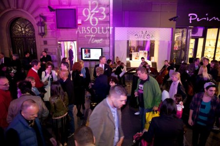 ABSOLUT Time atmosfera.jpg