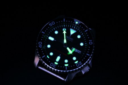 432105d1304664292-review-seiko-skx007-divers-200m-007.jpg