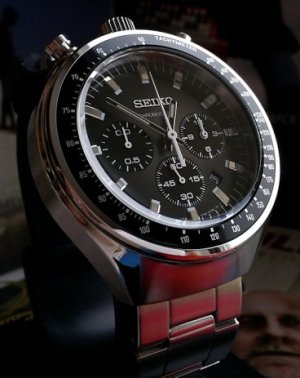 seiko-bullhead-quartz-slika-19604478.jpg