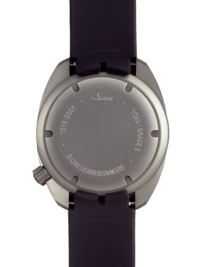 Sinn T2 2000m (2).jpg