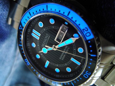 Bremont-Supermarine-s500-blue-lu-1.jpg