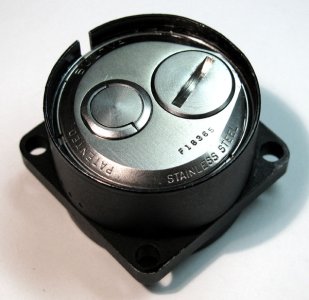 accuclock2.jpg accuclock2.jpg