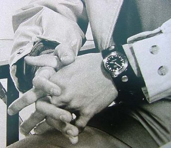 elvis2a.jpg elvis2a.jpg