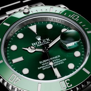 Rolex-Submariner-116610-LV-Green.jpg