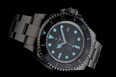 rolex_sea_dweller_deep_sea_lume.jpg