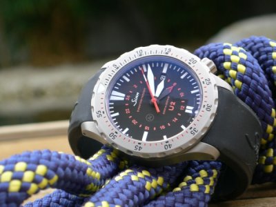 Sinn U2 EZM5 Tegiment, technologie, montre de plongée prof. automat., parf. ét., comme.jpg