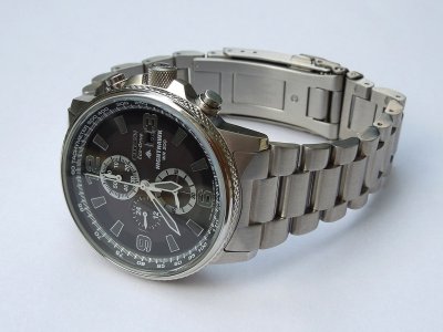 Citizen CA0290-51E 01.JPG