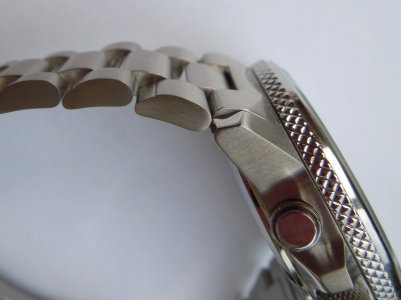 Citizen CA0290-51E 04.JPG