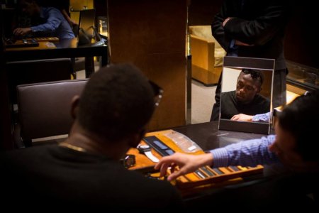 Usain Bolt @ Hublot London boutique - 3.jpg