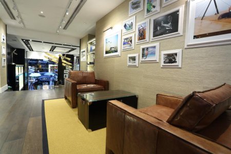 Bremont-Boutique-Hong-Kong-8.jpg
