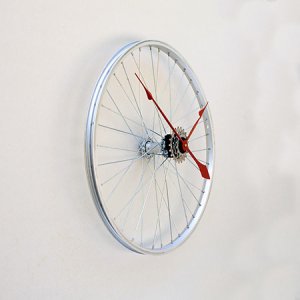 Bicycle-watch-2.jpg