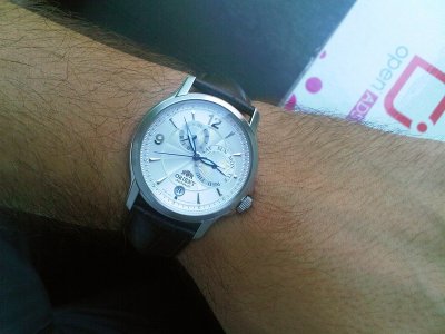 cet05001w 1 small.jpg