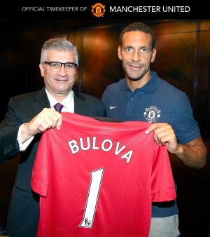 Gregory-Thumm-Rio-Ferdinand-Bulova-Manchester-United.jpg
