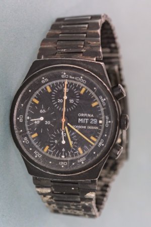Porsche Chrono-1.jpg